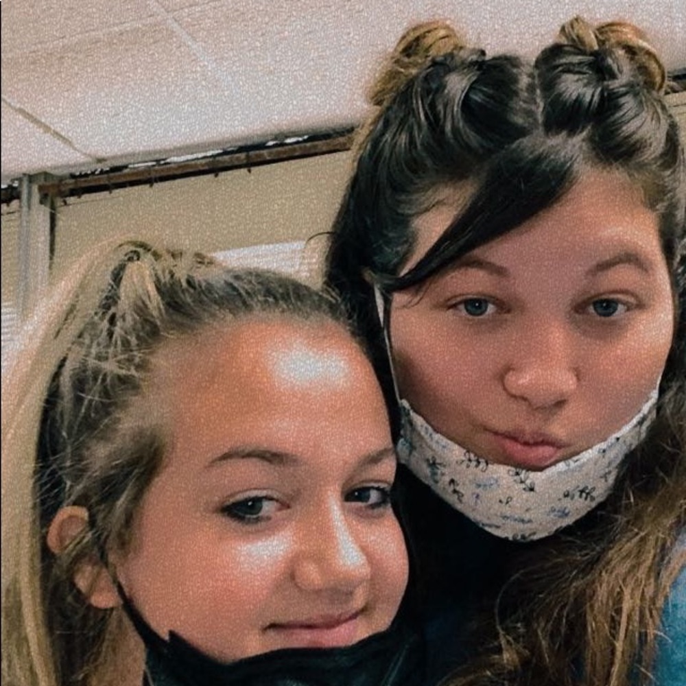 Meet your Posher, Natalie